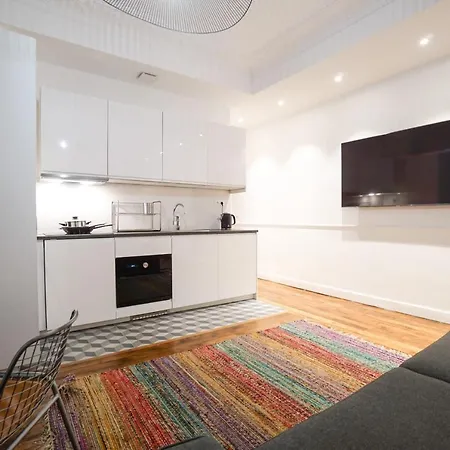 Large Flat At 2 Steps From The Eiffel Tower Paryż