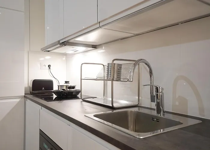 Apartament Large Flat At 2 Steps From The Eiffel Tower *