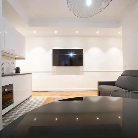 Large Flat At 2 Steps From The Eiffel Tower * Paris